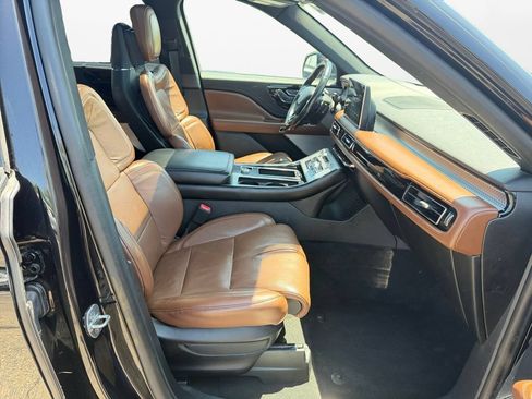 Used 2021 Lincoln Aviator Grand Touring w/ Equipment Group 302A AWD/4WD image 9