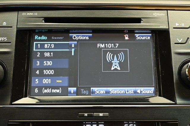 Used 2016 Toyota Avalon XLE FWD image 30