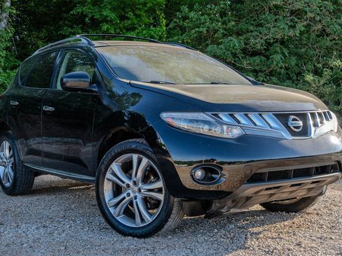 Used 2010 Nissan Murano LE w/ Navigation Pkg FWD image 7