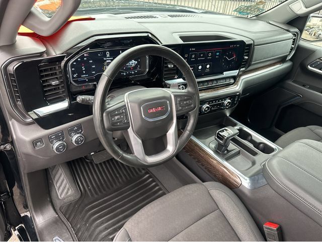 Used 2025 GMC Sierra 1500 Elevation w/ X31 Off-Road Package AWD/4WD image 24