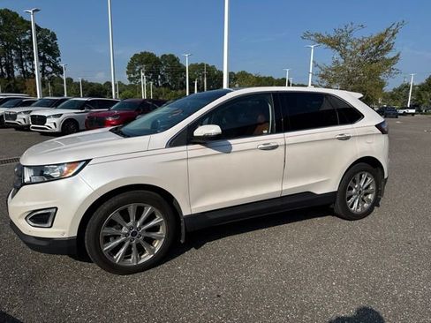 Certified 2018 Ford Edge Titanium w/ Equipment Group 302A AWD/4WD image 12