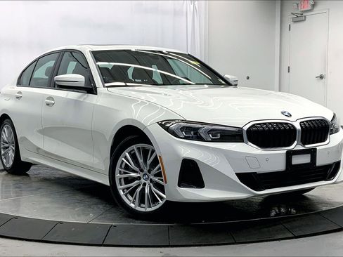 Certified 2023 BMW 330i xDrive Sedan w/ Driving Assistance Package image 1