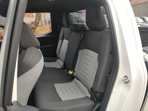 Used 2024 Toyota Tacoma TRD Sport image 24