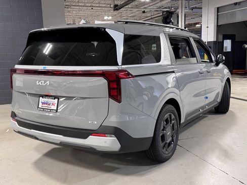 New 2026 Kia Carnival EX image 15