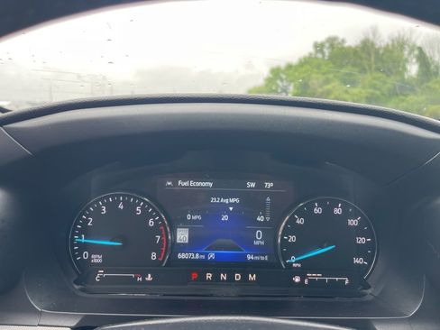 Used 2021 Ford Explorer XLT w/ Equipment Group 202A AWD/4WD image 10