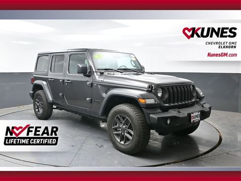 Used 2025 Jeep Wrangler Unlimited Sport AWD/4WD image 1