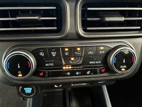 Used 2023 Ford Maverick Lariat w/ Lariat Luxury Package AWD/4WD image 22