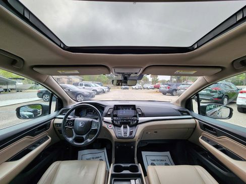 Used 2018 Honda Odyssey Touring image 22