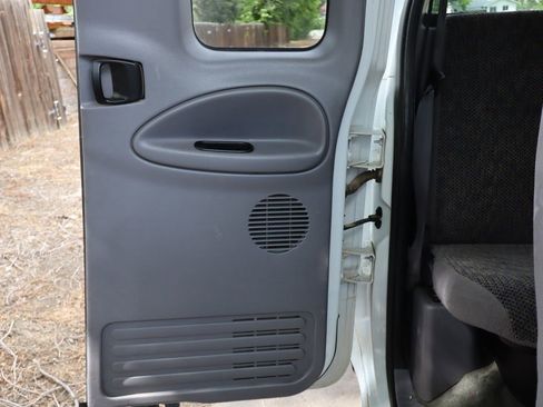 Used 1999 Dodge Ram 2500 Truck 4x4 Quad Cab image 26