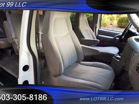 Used 2005 Chevrolet Astro Passenger AWD image 14