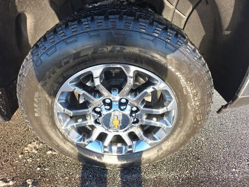 New 2026 Chevrolet Silverado 2500 LTZ w/ LTZ Premium Package image 9