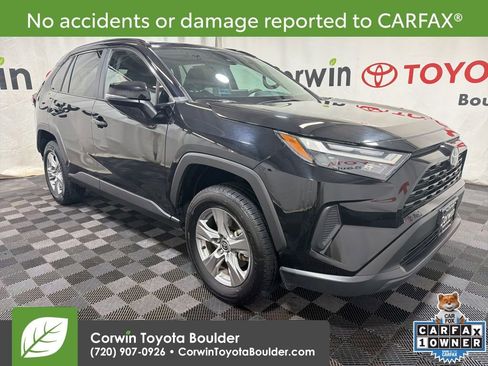 Used 2025 Toyota RAV4 XLE image 1