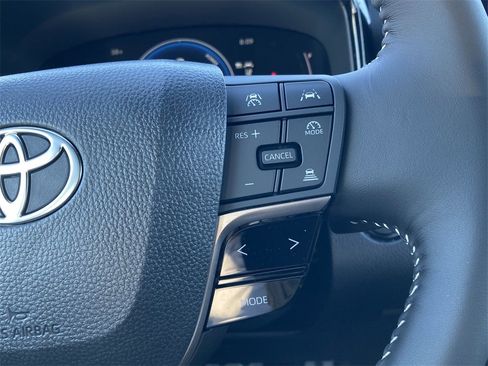 New 2026 Toyota Camry Hybrid image 16