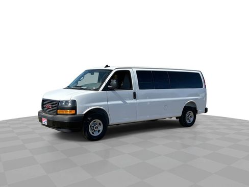 New 2025 GMC Savana 3500 LS RWD image 4
