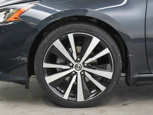 Used 2019 Nissan Altima 2.5 Platinum AWD/4WD image 29