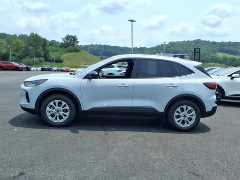 Used 2025 Ford Escape Active AWD/4WD image 6