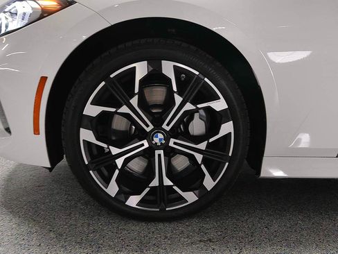 Certified 2025 BMW 330i Sedan w/ Convenience Package RWD image 5