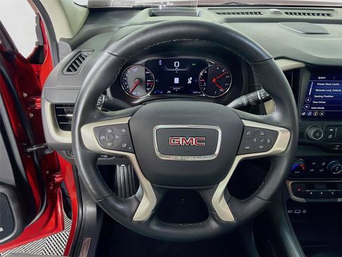 Used 2023 GMC Terrain Denali image 12