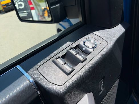 Used 2019 Ford F150 XLT w/ Equipment Group 302A Luxury AWD/4WD image 23