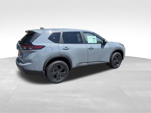 New 2026 Nissan Rogue SV w/ Cold Weather Package FWD image 4