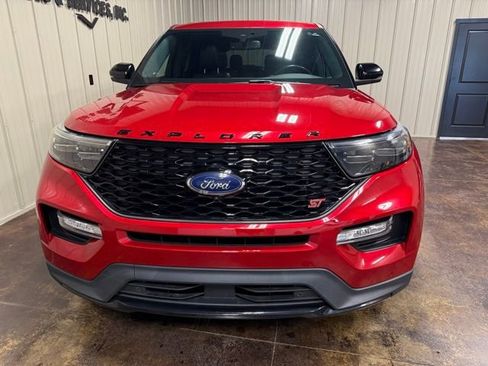 Used 2022 Ford Explorer ST w/ Equipment Group 401A image 2