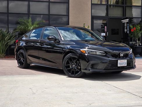 Used 2022 Honda Civic Sport image 3