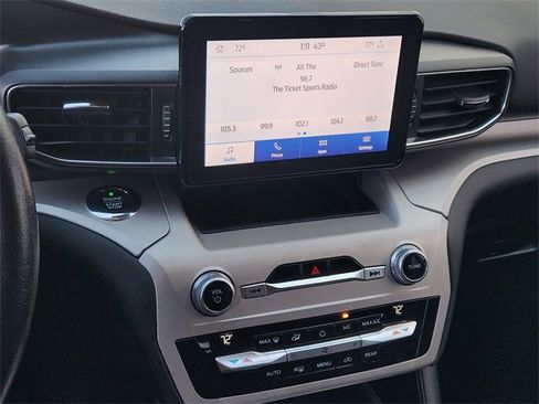 Used 2020 Ford Explorer XLT w/ Equipment Group 202A image 17