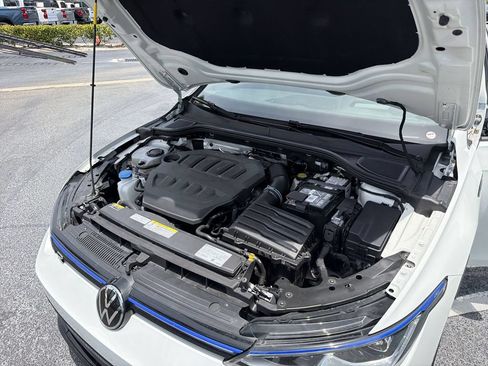 Used 2024 Volkswagen Golf R AWD/4WD image 28