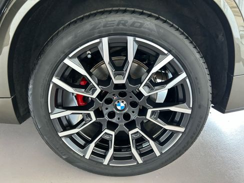 Used 2024 BMW X5 xDrive40i w/ M Sport Package AWD/4WD image 8