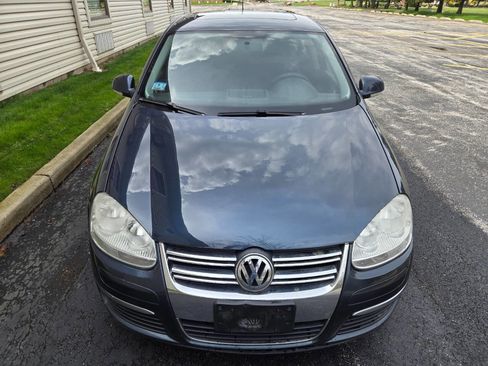 Used 2009 Volkswagen Jetta S image 16