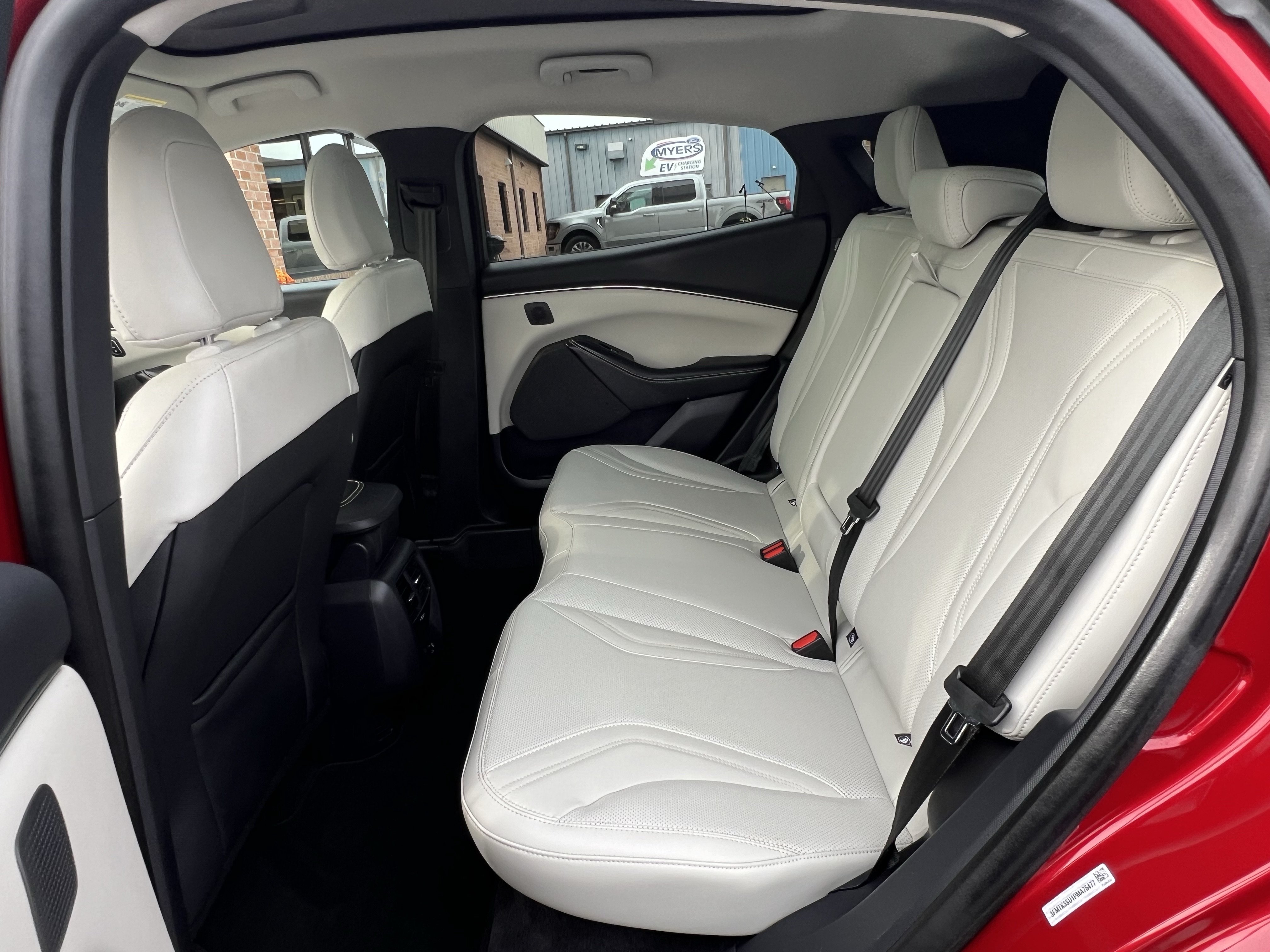 Used 2023 Ford Mustang Mach-E Premium AWD/4WD image 17