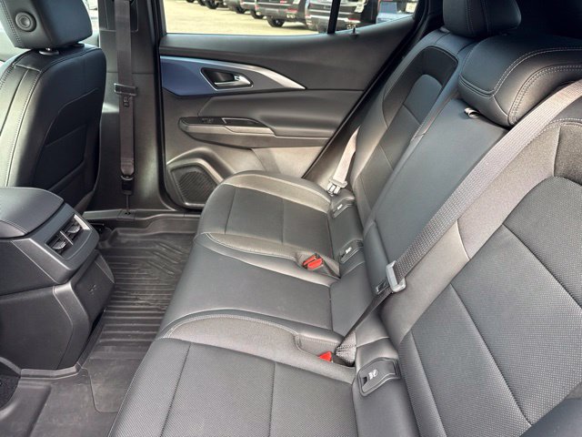 Used 2024 Chevrolet Equinox EV LT AWD/4WD image 18