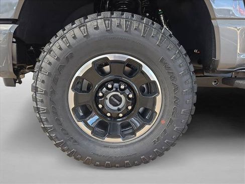 New 2026 Ford F250 XLT w/ XLT Premium Package AWD/4WD image 10