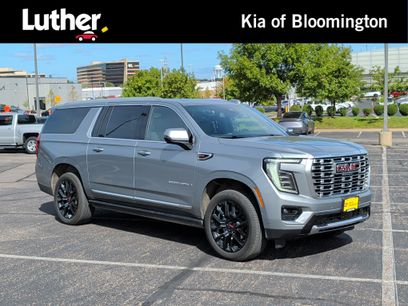 Used 2025 GMC Yukon XL Denali w/ Sun & Power Step Package