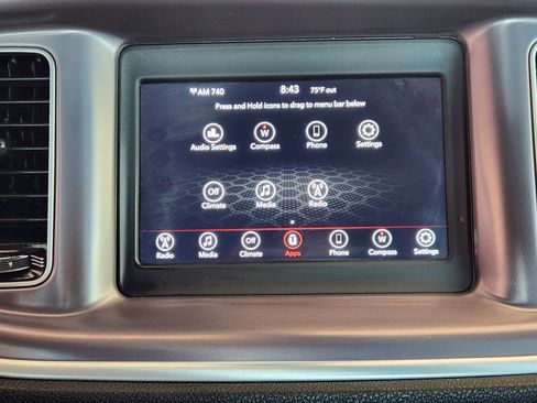 Used 2020 Dodge Charger SXT image 18