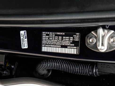 Used 2021 Porsche Cayenne AWD/4WD image 45