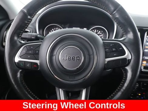 Used 2018 Jeep Compass Limited w/ Navigation Group AWD/4WD image 22