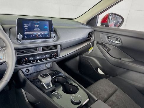 New 2026 Nissan Rogue SV AWD/4WD image 18
