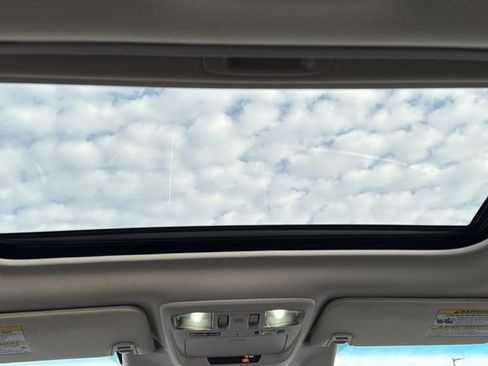 Used 2019 Subaru Outback 3.6R Limited image 27