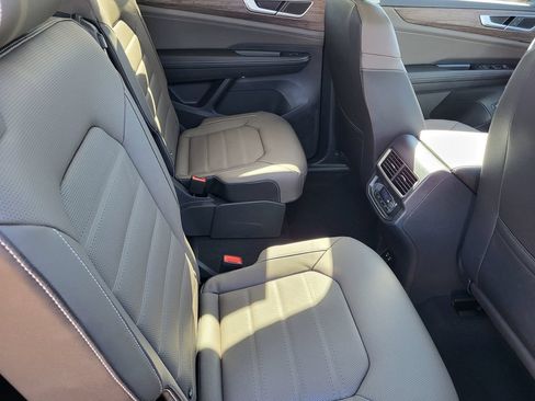 New 2026 Volkswagen Atlas SEL AWD/4WD image 17