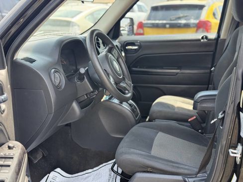 Used 2015 Jeep Patriot Sport w/ Power Value Group image 7
