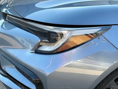 Used 2023 Toyota Corolla SE image 49