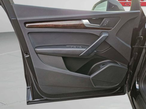 Used 2019 Audi Q5 2.0T Premium image 13