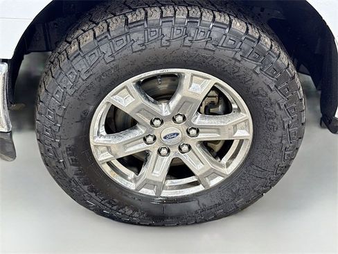 Used 2021 Ford F150 XLT w/ XTR Package image 27