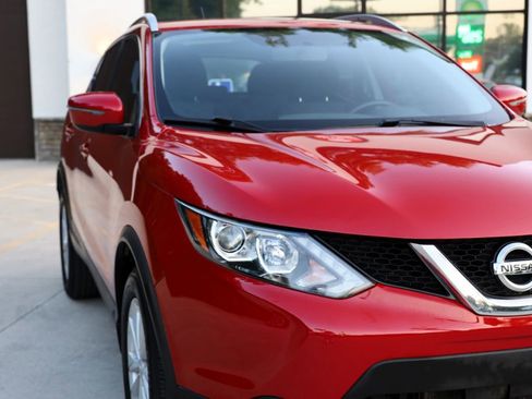 Used 2017 Nissan Rogue Sport SV image 28