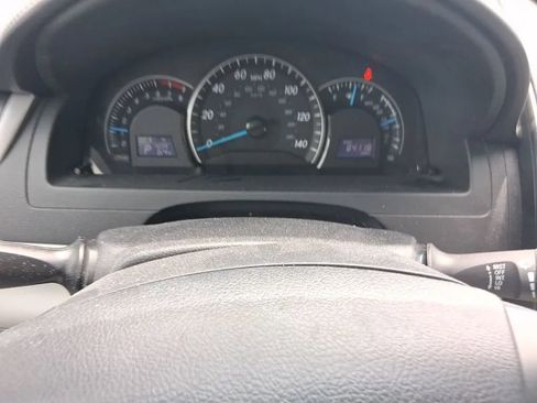 Used 2013 Toyota Camry LE FWD image 15