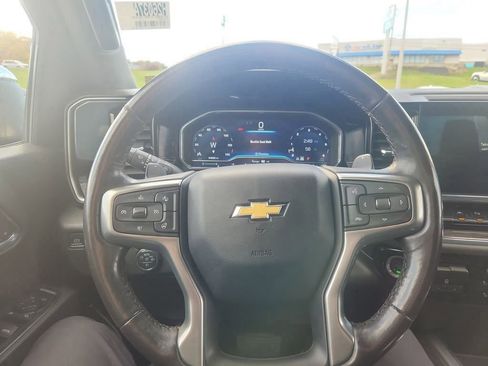 Used 2023 Chevrolet Silverado 1500 LTZ AWD/4WD image 13