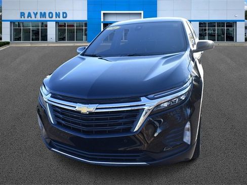 Certified 2024 Chevrolet Equinox LT w/ LPO, Floor Liner Package image 7