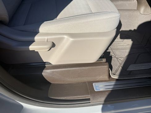 Used 2024 Chevrolet Silverado 1500 LT w/ Protection Package image 41