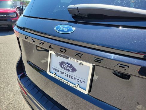 New 2026 Ford Explorer ST-Line w/ ST-Line Street Pack RWD image 7